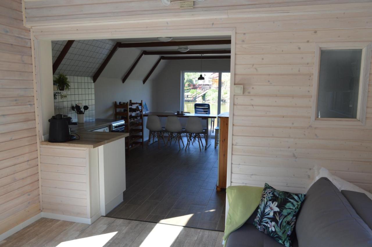 Intertranscoop Lake House Vámosszabadi Exteriör bild
